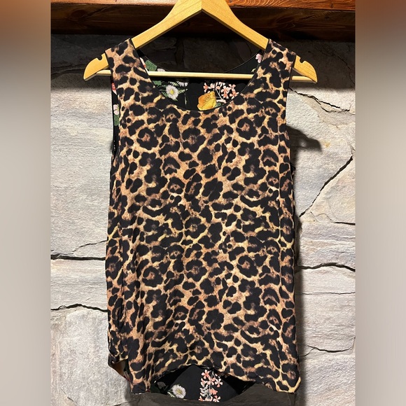 Charlie B reversible tank, sleeveless blouse, medium - Picture 3 of 3